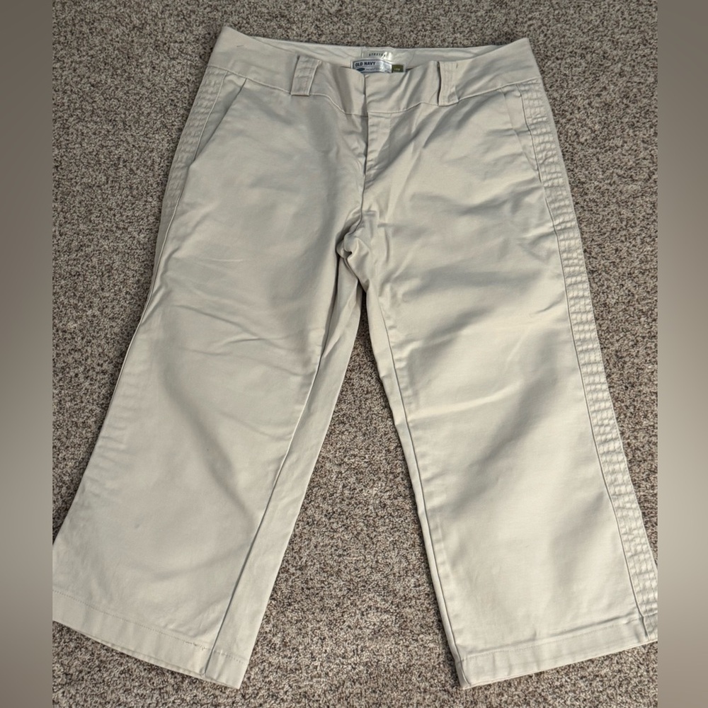 Old Navy Stretch Low Waist Cropped Pants Size 10